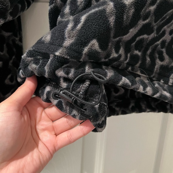 TNA Polar 1/2 Zip - Picture 3 of 3